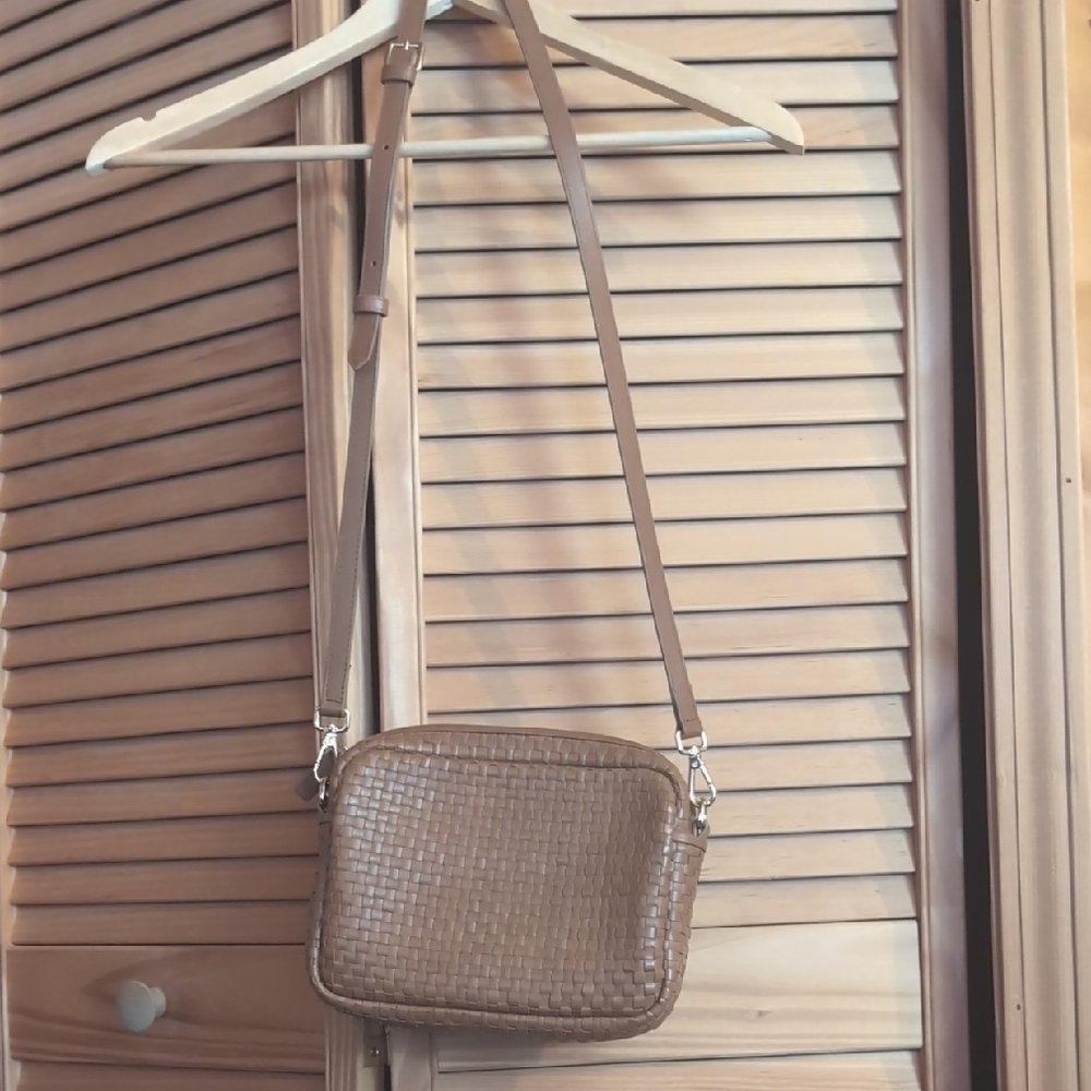 NWOT Quince Italian Leather Handwoven Crossbody in Cognac